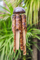 Burnt Bamboo Chime - White Gecko