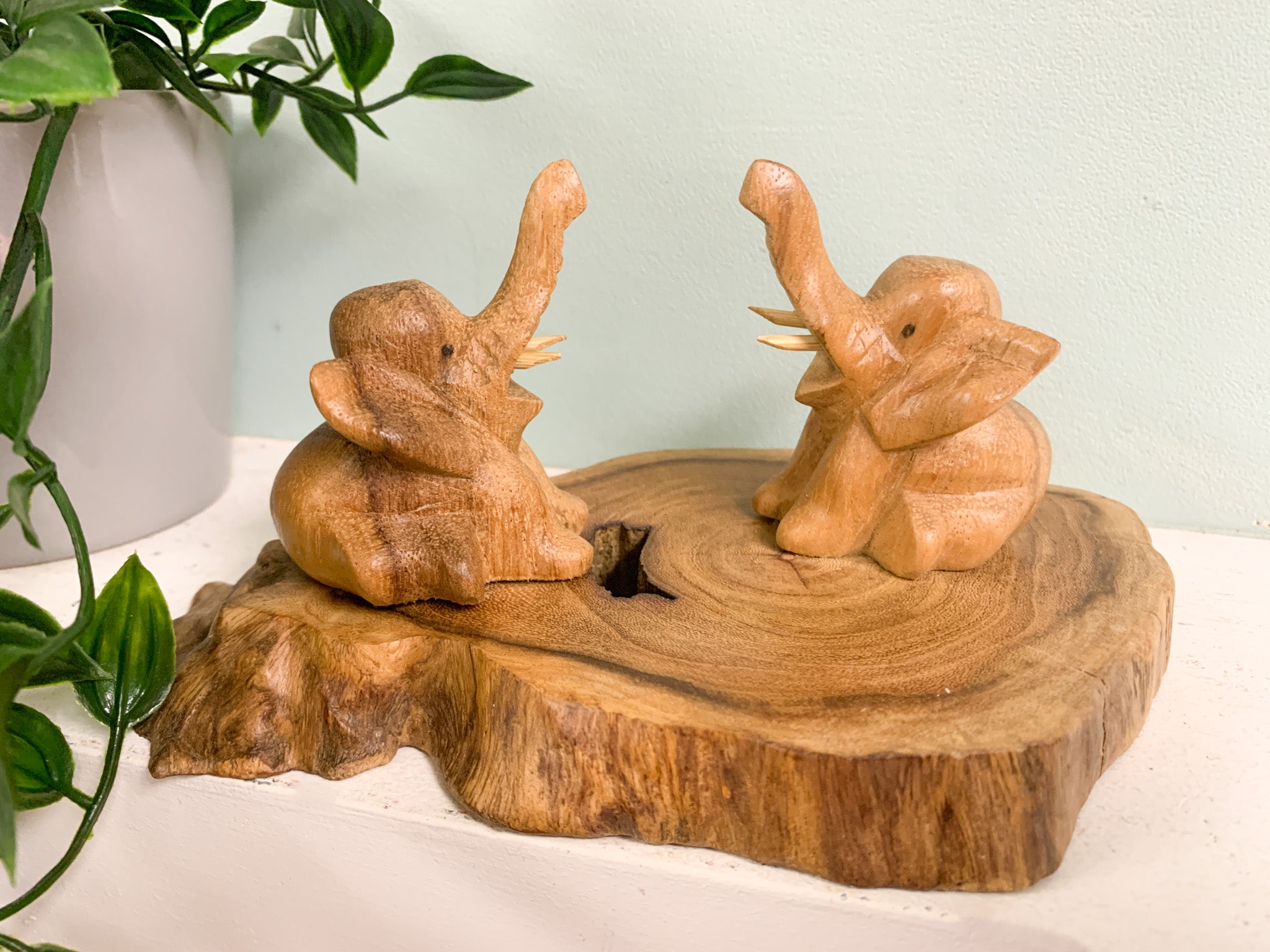 Double Sitting Elephants on Wooden Base