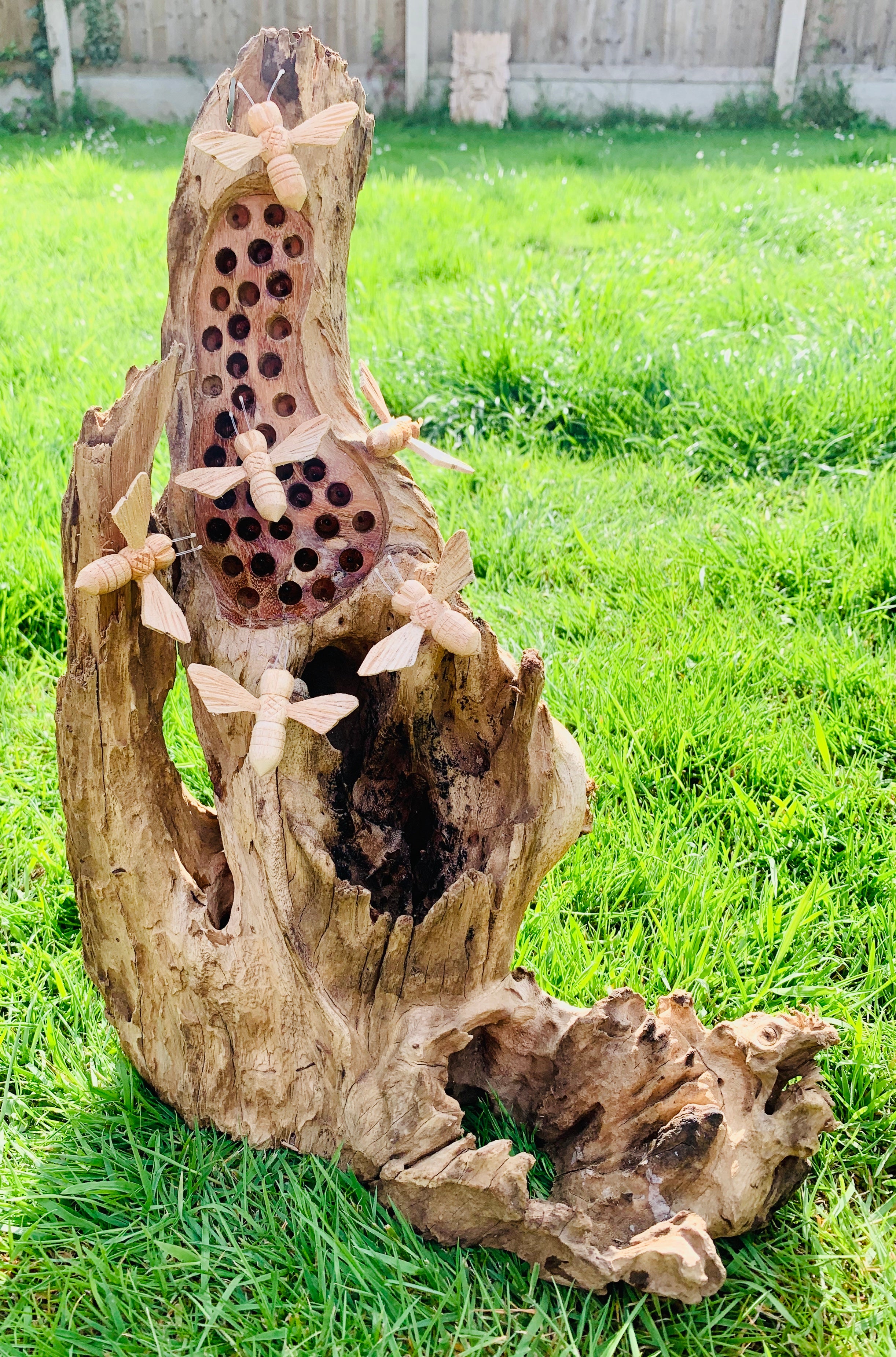 Wooden Bee Hotel Standing with 6 Hand Carved Bees